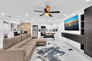 923 NW 110th St, Miami, FL 33168 - Photo 1