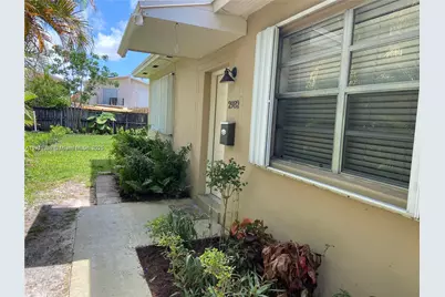 2982 SW 25th St #2, Miami, FL 33133 - Photo 1