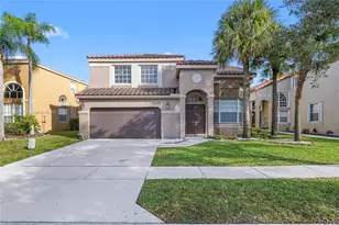 15777 NW 10th St, Pembroke Pines, FL 33028 - Photo 1