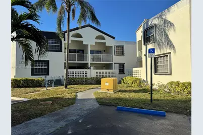 9705 Fontainebleau Blvd #B105, Miami, FL 33172 - Photo 1