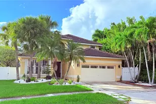 1140 NW 184th Pl, Pembroke Pines, FL 33029 - Photo 1