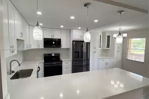 2022 Newcastle B, Boca Raton, FL 33434 - Photo 1