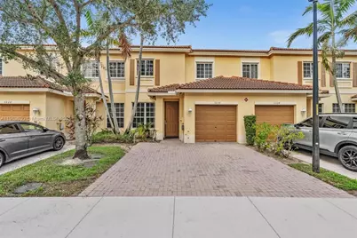 3226 NW 31st Ter, Oakland Park, FL 33309 - Photo 1