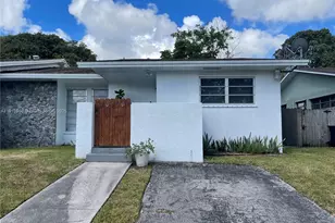 20520 SW 92nd Pl, Cutler Bay, FL 33189 - Photo 1