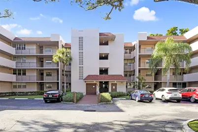 1811 Sabal Palm Dr #402, Davie, FL 33324 - Photo 1