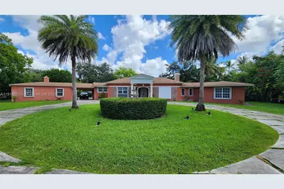 7945 Sunset Dr, Miami, FL 33143 - Photo 1