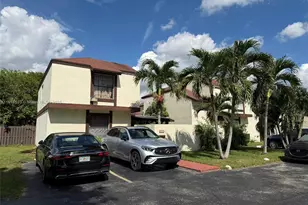 10053 NW 4th Ln, Miami, FL 33172 - Photo 1