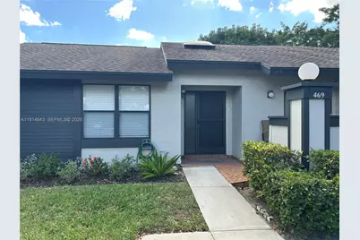469 Long Bow Ct #469, Royal Palm Beach, FL 33411 - Photo 1