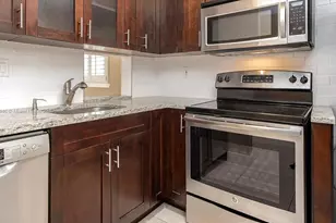 633 NE 2nd Ave, Fort Lauderdale, FL 33304 - Photo 1