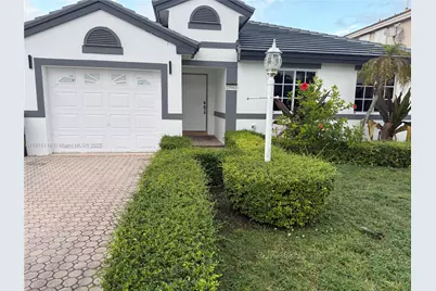 15963 SW 82nd St #0, Miami, FL 33193 - Photo 1