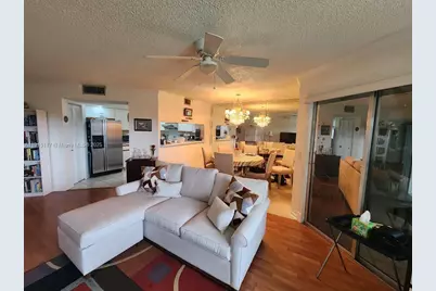 300 SW 130th Ter #412B, Pembroke Pines, FL 33027 - Photo 1