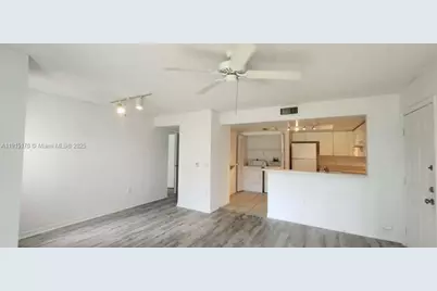 [Address not provided], West Palm Beach, FL 33417 - Photo 1