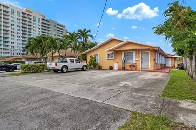 3631 SW 27th St, Miami, FL 33133 - Photo 1