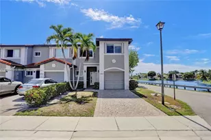 2802 SW 128th Way, Miramar, FL 33027 - Photo 1