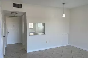 20200 NE 27th Ct, Aventura, FL 33180 - Photo 1