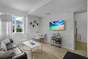 810 7th St, Miami Beach, FL 33139 - Photo 1