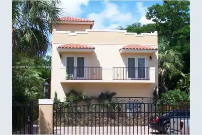 2945 Coconut Ave #4, Miami, FL 33133 - Photo 1