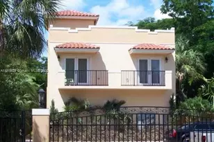 2945 Coconut Ave, Miami, FL 33133 - Photo 1