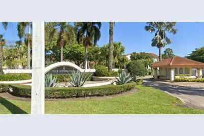 18104 Glenmoor Drive #18104, West Palm Beach, FL 33409 - Photo 1