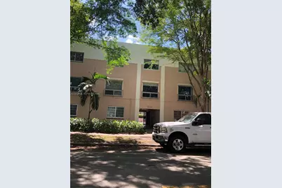 1110 Salzedo St #2D, Coral Gables, FL 33134 - Photo 1