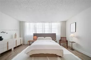 999 N Brickell Bay Dr, Miami, FL 33131 - Photo 1