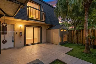 14289 SW 94th Cir Ln, Miami, FL 33186 - Photo 1