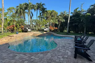 352 King Fisher Dr, Jupiter, FL 33458 - Photo 1