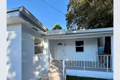 2729 SW 24th St #2729, Miami, FL 33145 - Photo 1