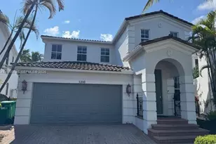 3206 NE 212th St, Aventura, FL 33180 - Photo 1