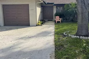 6720 NW 4th Ct, Plantation, FL 33317 - Photo 1