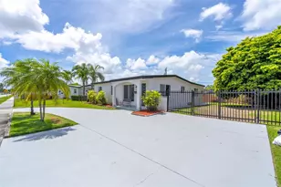 11030 SW 42nd St, Miami, FL 33165 - Photo 1