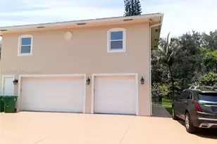 13755 SW 20th St, Davie, FL 33325 - Photo 1