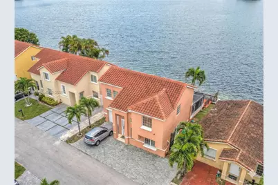 815 NW 126th Ct, Miami, FL 33182 - Photo 1