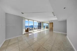 7601 E Treasure Dr, North Bay Village, FL 33141 - Photo 1