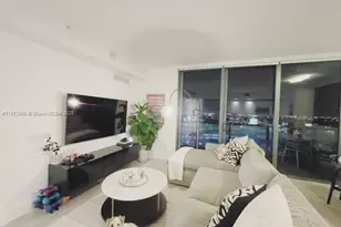 121 NE 34th St, Miami, FL 33137 - Photo 1