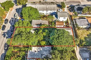 424 N J St, Lake Worth, FL 33460 - Photo 1