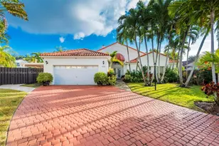 9351 SW 118th Pl, Miami, FL 33186 - Photo 1