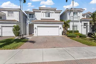 11505 NW 71st St, Doral, FL 33178 - Photo 1