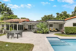 259 E Shore Dr, Miami, FL 33133 - Photo 1