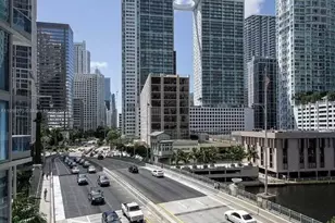 200 Biscayne Blvd Way, Miami, FL 33131 - Photo 1