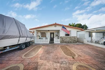270 W 14th St, Hialeah, FL 33010 - Photo 1