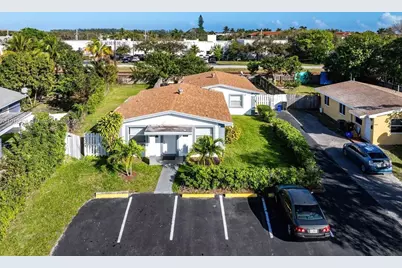 1651 NE 3rd Ave, Delray Beach, FL 33444 - Photo 1