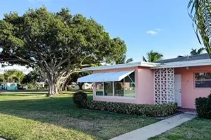 260 South Blvd, Boynton Beach, FL 33435 - Photo 1