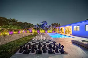 305 NW 124th St, North Miami, FL 33168 - Photo 1