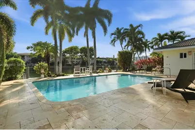 2662 NE 3rd St, Pompano Beach, FL 33062 - Photo 1