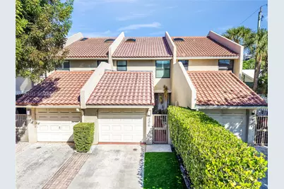 206 Washingtonia Ave, Lauderdale by the Sea, FL 33308 - Photo 1