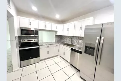 18900 NE 3rd Ct #531, Miami, FL 33179 - Photo 1