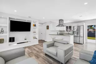 330 N 70th Ave, Hollywood, FL 33024 - Photo 1