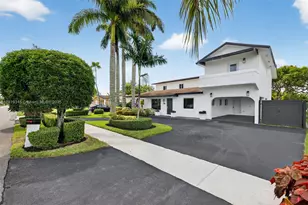 10864 SW 141st Ln, Miami, FL 33176 - Photo 1