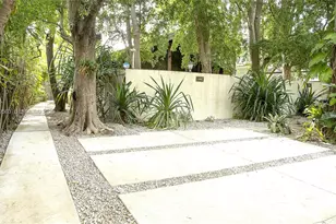 3080 Allamanda St, Miami, FL 33133 - Photo 1